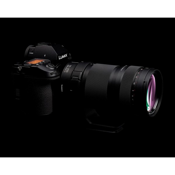 Panasonic Lens LUMIX S PRO (F4, 70-200 mm, O.I.S, Filter Size 77 mm)