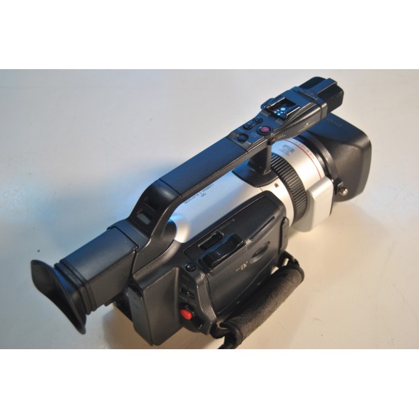 Canon DM-XM2 MiniDV Camcorder (OV.04)