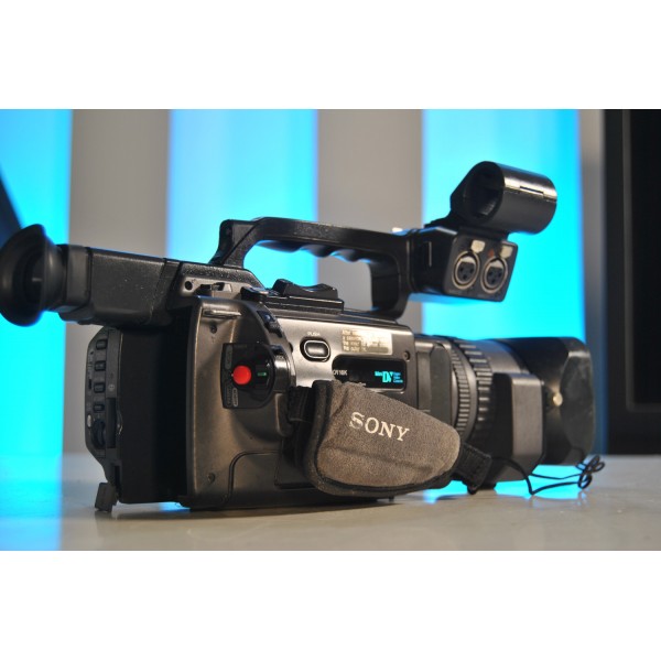 SONY DSR-PD150P DVCAM Camcorder (OV.03 )