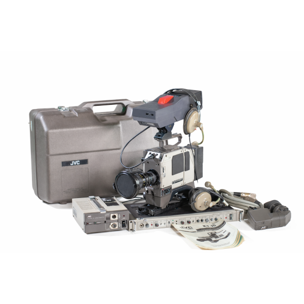 Vintage FULL SETUP Camcorder JVC KY 15 Video Camera + JVC RM-P200 (1988)