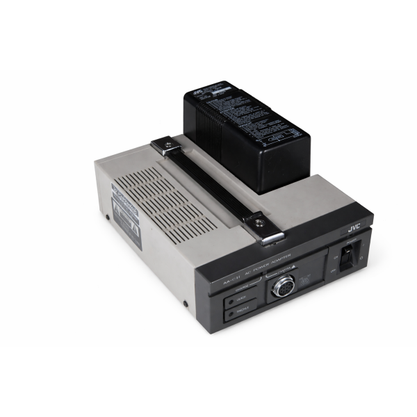 Working Vintage JVC BY-110 3-tube camera 1985 Full Kit