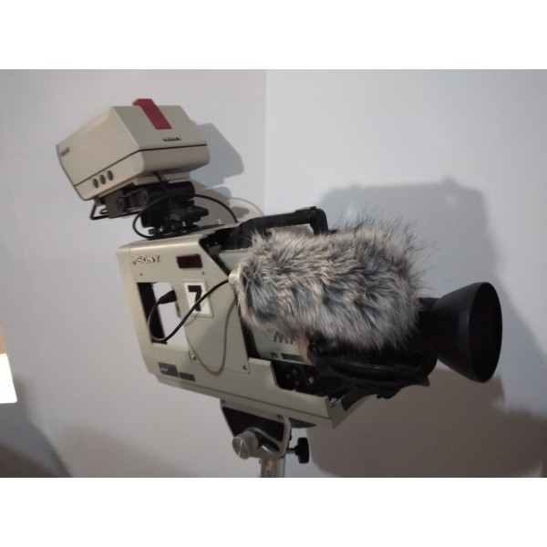 SONY Broadcast Vintage Kit VIDEO CAMERA DXC-M7 + CA-M7 STUDIO ADAPTER + DXC-750 CCU