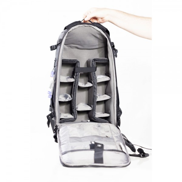 Diat TH350 DSLR Traveler backpack bag (New model)