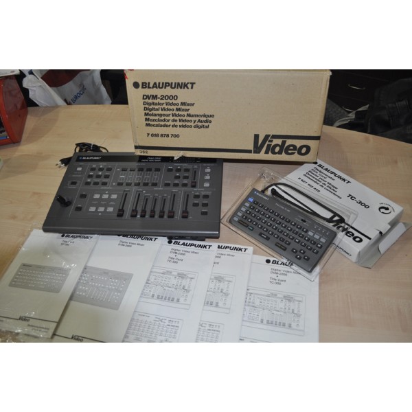 Video Mixer Blaupunkt DVM-2000 + WJTTL Title in (Old New)