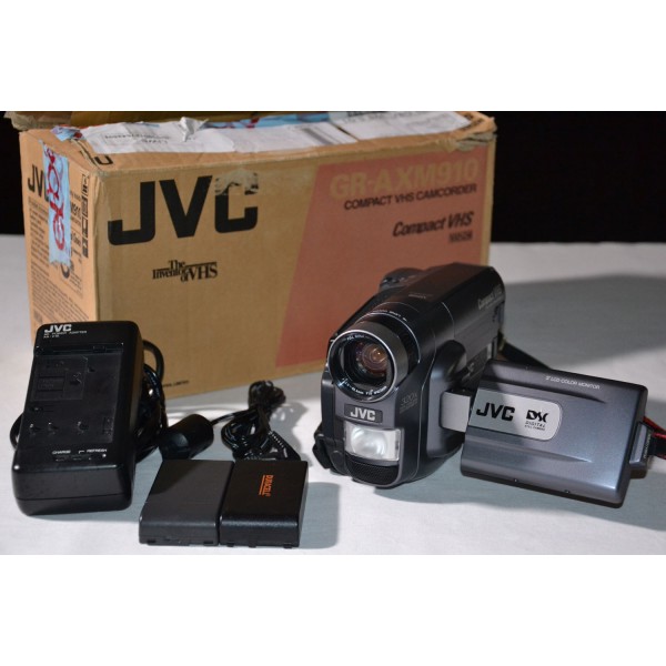 Vintage NTSC JVC GR-AXM910 Boxed VHS-C Camcorder + Accessories