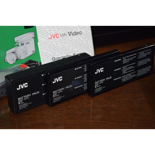 Vintage JVC Compact Video Camera System HR-C3/GZ-S3 + VHS Recorder (1982)