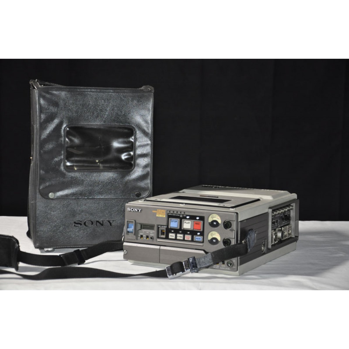 Vintage SONY BVU150P UMATIC Portable Video Cassete Recorder