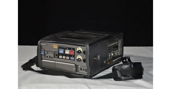 Vintage SONY BVU-150P U-MATIC Portable Video Cassete Recorder