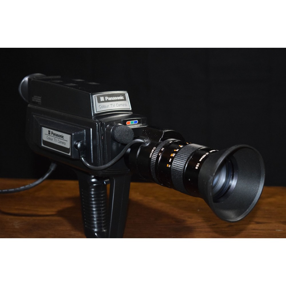 Lot Vintage Très Rare : Caméra Panasonic WV-3300F + Magnétoscope Portatif NV-3000