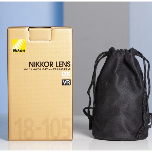 New Vintage Nikon D60 + 18-105 Lens (1819 Shots Only) New Vintage Nikon D60 + 18-105 Lens (1819 Shots Only)