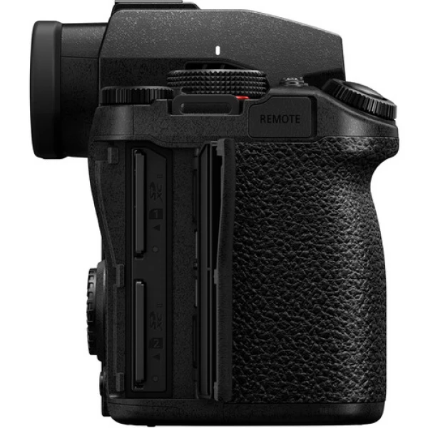 Panasonic Lumix S5 II Mirrorless Camera Panasonic Lumix S5 II Mirrorless Camera