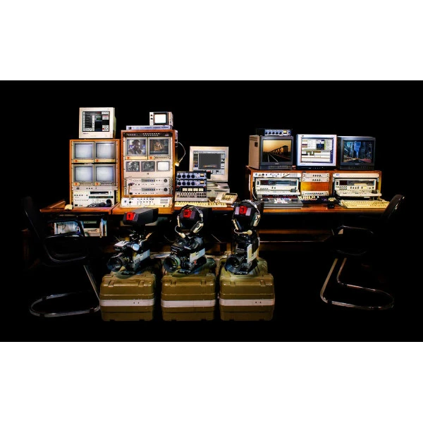 Προς ενοικίαση αυθεντικό Vintage Panasonic Television Control Room με Κάμερες