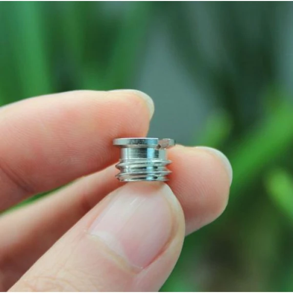 5 x 1/4" to 3/8" Convert Screw Adapter for Tripod 5 x 1/4" to 3/8" Convert Screw Adapter for Tripod