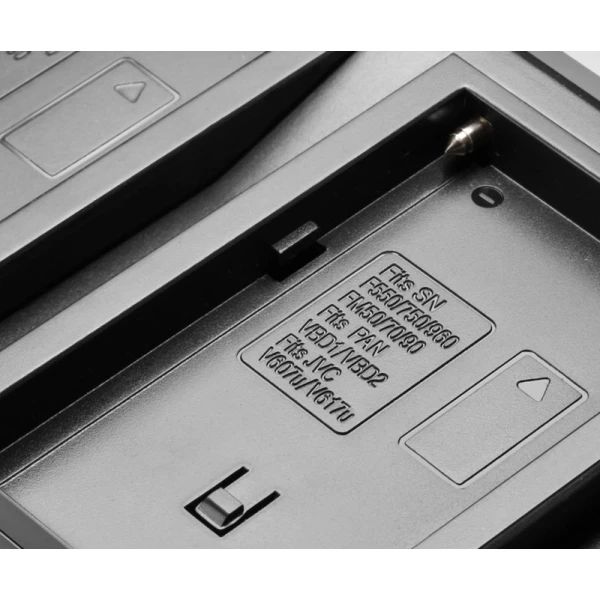 Σετ Διπλού φορτιστή με οθόνη (AC/DC/USB ports) με 2 Decoding μπαταρίες 7800mAh NP-F970