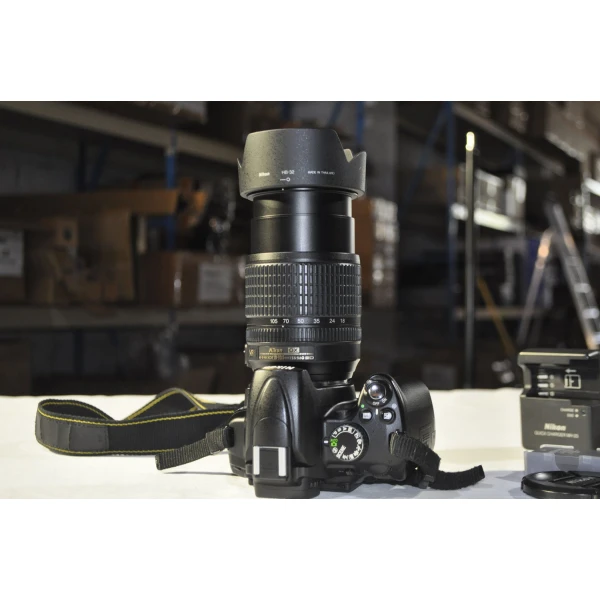 Μεταχειρισμένη NIKON D5000 + 18-105 LENS VR (33547) Μεταχειρισμένη NIKON D5000 + 18-105 LENS VR (33547)