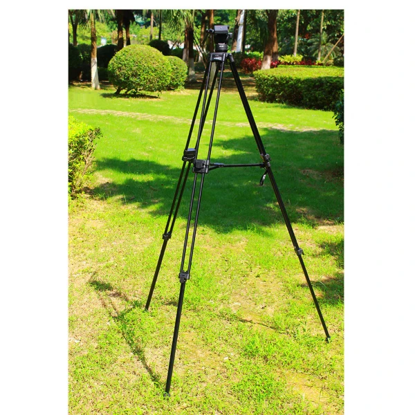 Τρίποδας Diat DT650 kit για βιντεοκάμερες & DSLR (Έως 5 κιλά) Τρίποδας Diat DT650 kit για βιντεοκάμερες & DSLR (Έως 5 κιλά)
