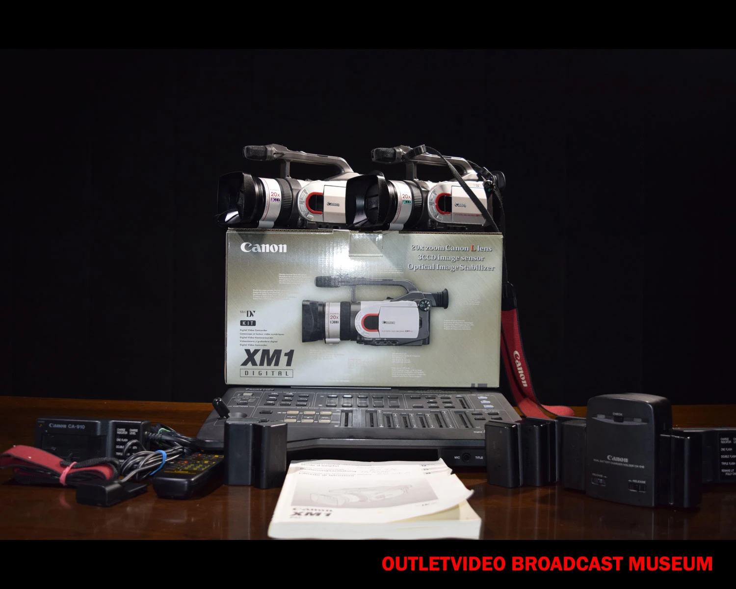 Canon-DM-XM1.5.webp